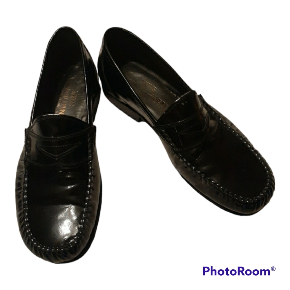 Donald J. Pliner 8M black patent leather shoes